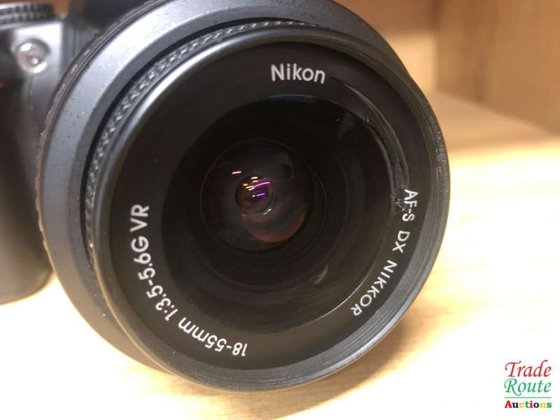 NIKON D3000 DSLR CAMERA CAMERA KIT WITH NIKKOR 18-55 VR LENS
