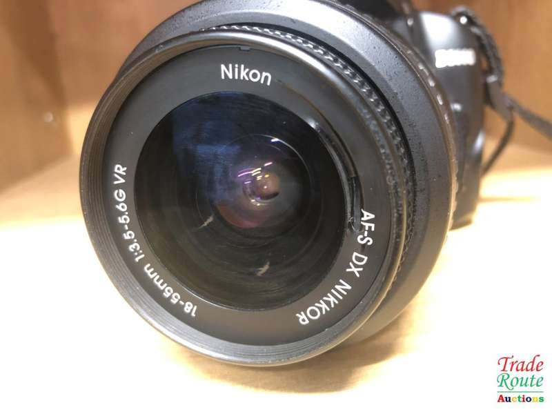NIKON D3000 DSLR CAMERA CAMERA KIT WITH NIKKOR 18-55 VR LENS