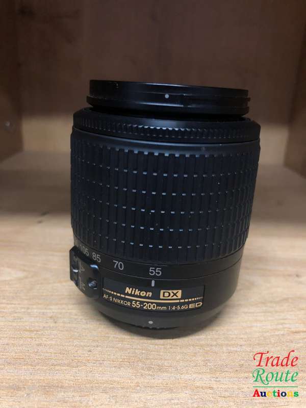 Nikon 55-200mm DX Lens for NIKON DSLR Cameras