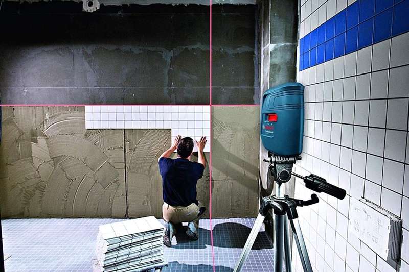 Bosch GLL 3X Professional Cross Line Laser level with 3 lines by Bosch Professional