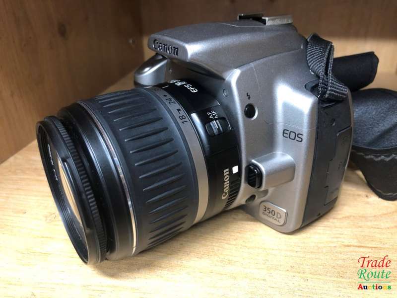 Canon EOS 350D Digital SLR camera (SILVER) WITH 18-55 mm ii USM LENS