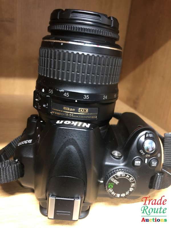 NIKON D3000 DSLR CAMERA CAMERA KIT WITH NIKKOR 18-55 ii LENS