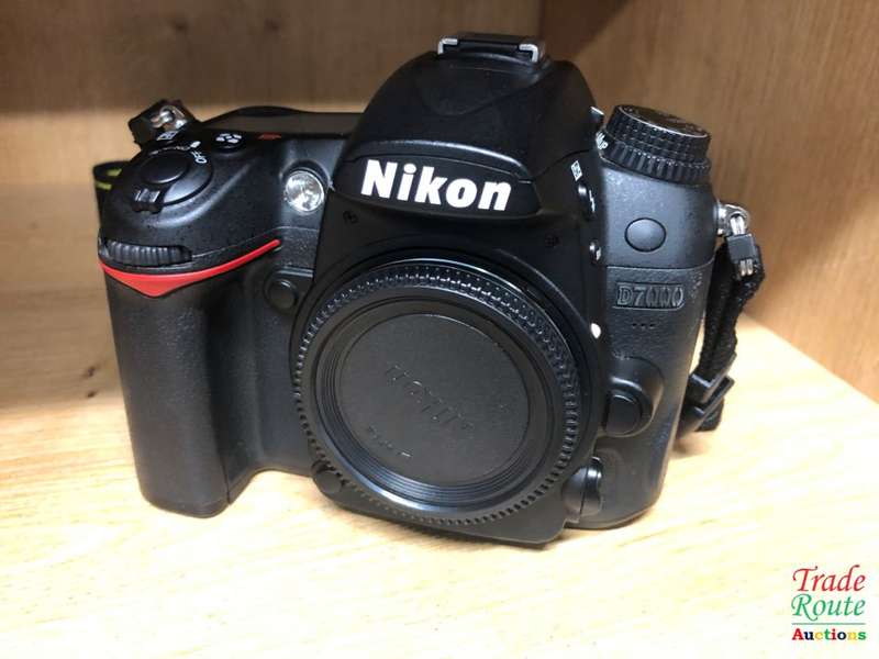 NIKON D7000 DSLR CAMERA Body (ONLY) 16.2 Megapixels