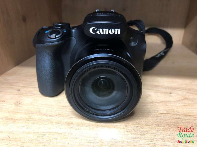 Canon Powershot SX60 HS 16.1MP Digital Camera 65x Optical Zoom Lens 3-inch LCD Tilt Screen (Black)