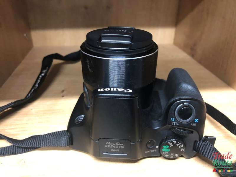 Canon PowerShot SX540 HS with 50x Optical Zoom 20MP and Built-In Wi-Fi DIGITAL CAMERA