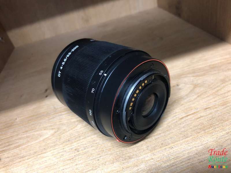 Sony 55-200mm f/4-5.6 Compact Super Telephoto Zoom Lens - For Sony DSLR Cameras