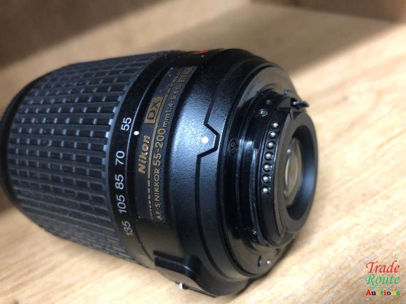 Nikon 55-200mm VR [ VIBRATION REDUCTION ] LENS