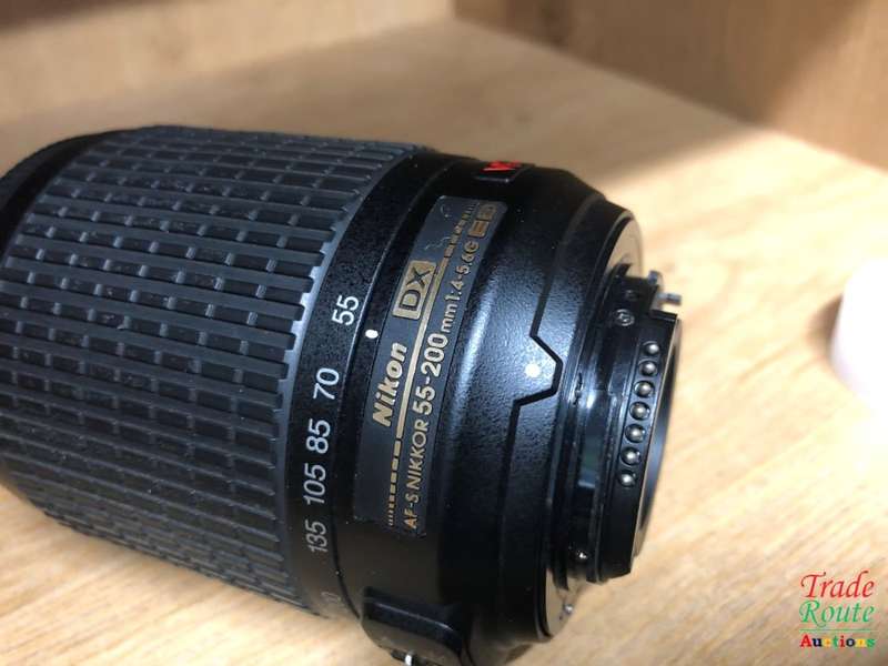 Nikon 55-200mm VR [ VIBRATION REDUCTION ] LENS