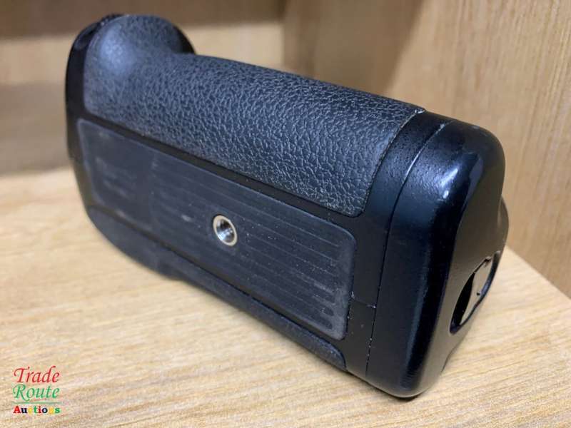 Phottix Battery Grip BG-D800M for Nikon D800 / D800E Cameras