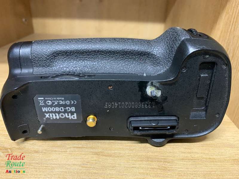 Phottix Battery Grip BG-D800M for Nikon D800 / D800E Cameras