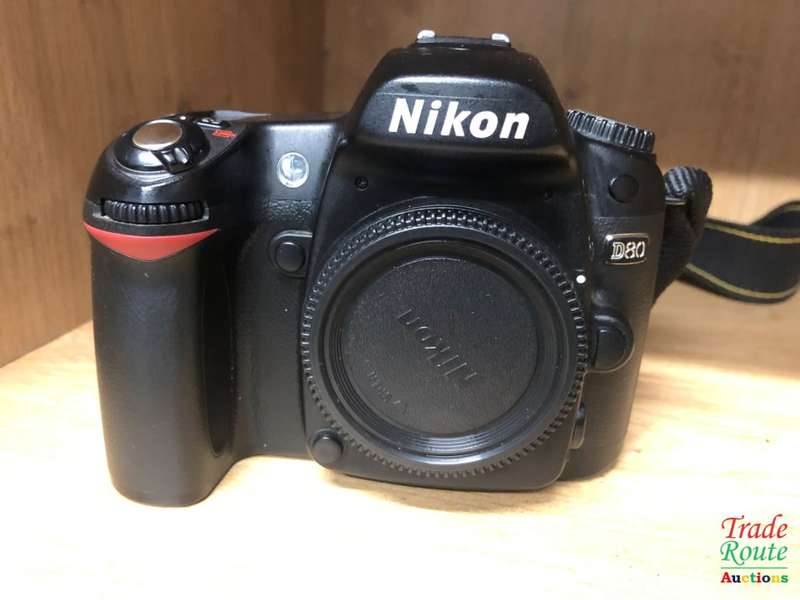 NIKON D80 Digital SLR CAMERA 10.2MP BODY ONLY