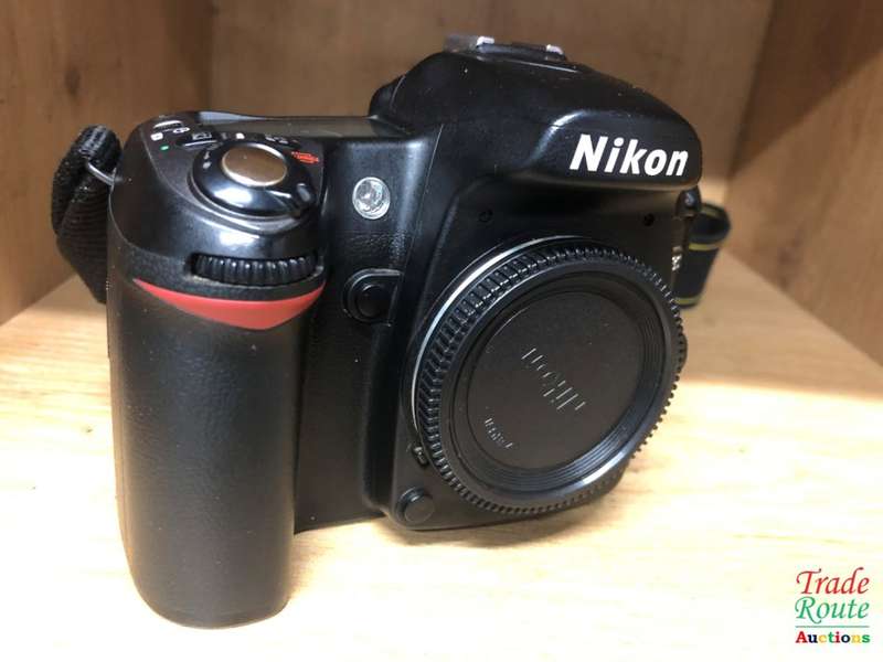 NIKON D80 Digital SLR CAMERA 10.2MP BODY ONLY