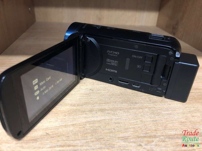 Canon Legria HF R606 High Definition Camcorder
