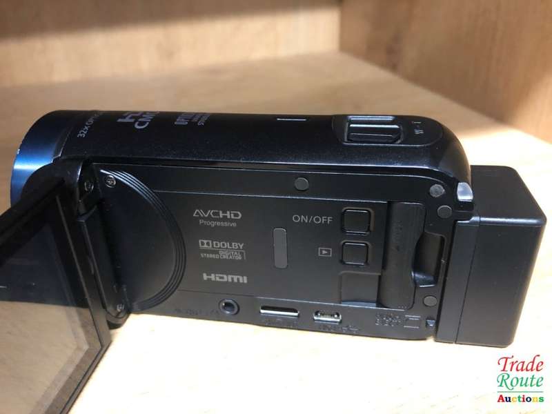 Canon Legria HF R606 High Definition Camcorder