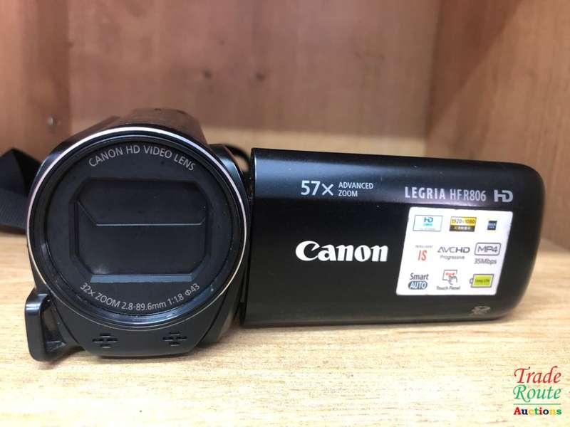 Canon Legria HD HF-R806 Camcorder (PAL) (Black)