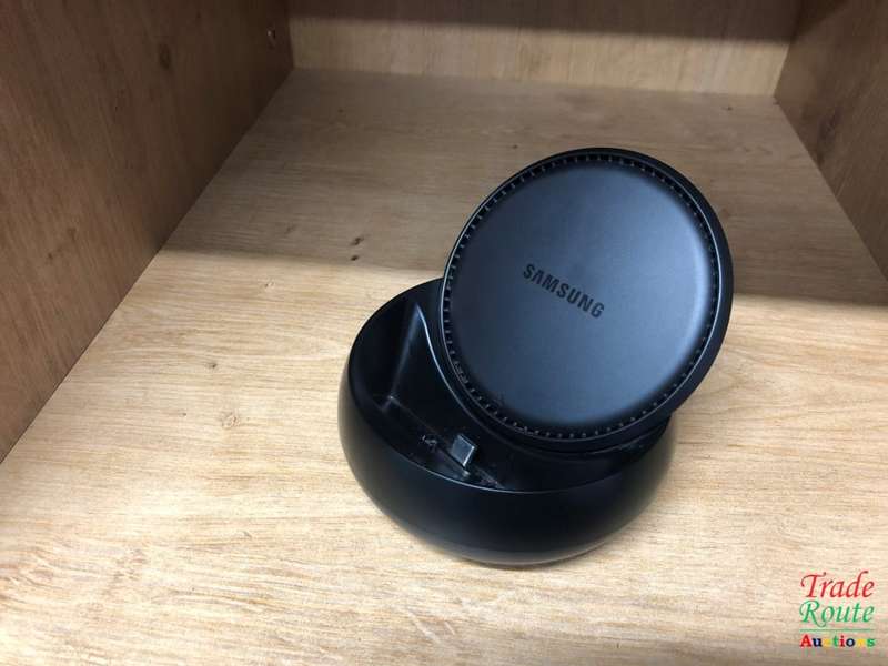 Samsung DeX Wireless Desktop Charging Dock Station EE-MG950