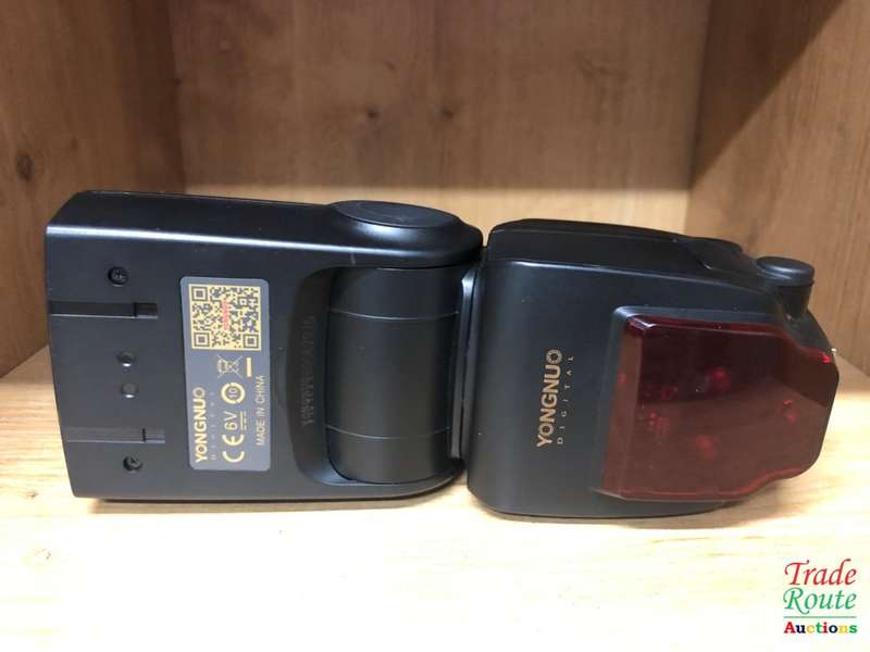 BOXED - Yongnuo YN-685 TTL HSS Speedlight Flash for NIKON