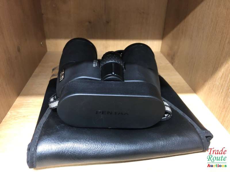 PENTAX 10X50 PCF V BINOCULARS - IN BOX WITH POUCH CASE
