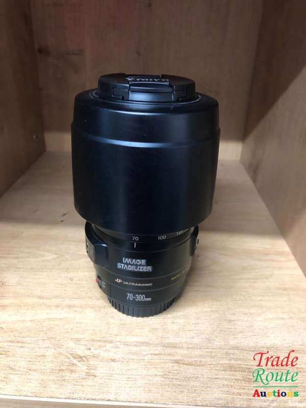 Canon EF 70-300mm ULTRASONIC IMAGE STABILIZER ZOOM LENS for Canon DSLR Cameras
