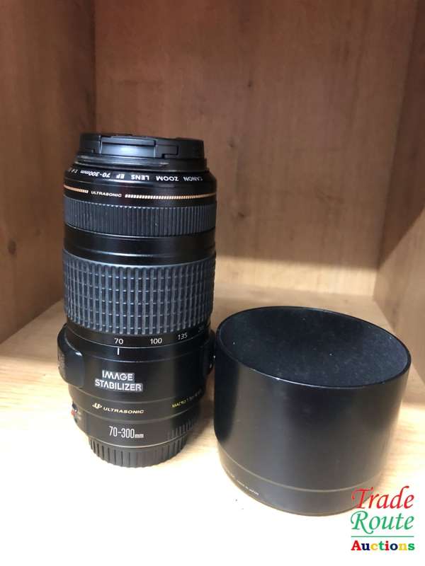 Canon EF 70-300mm ULTRASONIC IMAGE STABILIZER ZOOM LENS for Canon DSLR Cameras