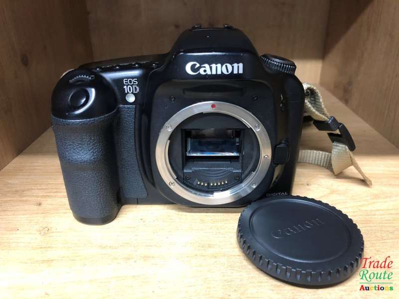 Canon EOS 10D 6.3MP Digital SLR Camera - Black (Body Only)