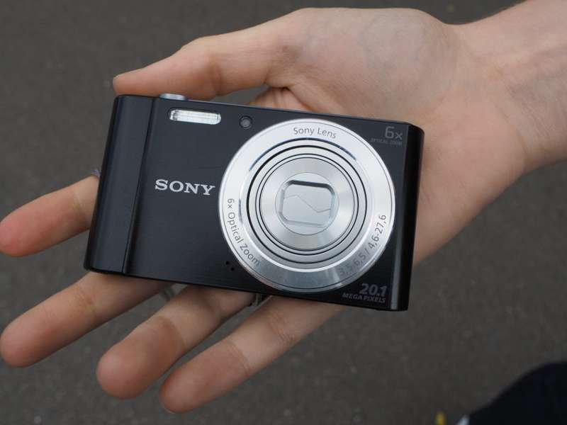 Sony Cyber-shot DSC-W810 20.1MP Digital Camera - Black