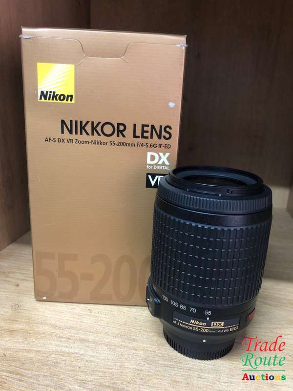 Nikon AF-S NIKKOR 55-200mm VR [ VIBRATION REDUCTION ] LENS