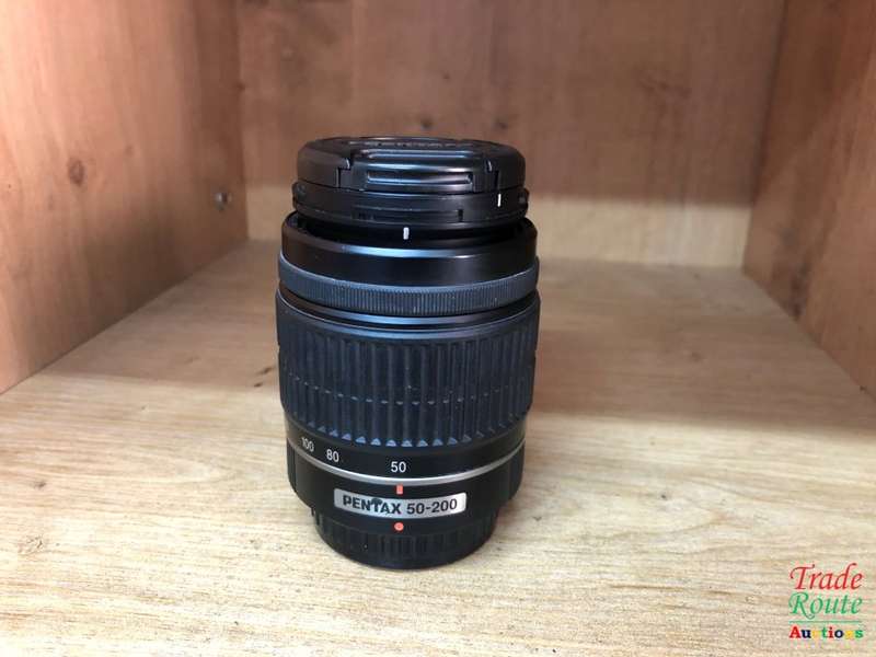 Pentax smc PENTAX DA 50-200mm F4-5.6 ED Lens for PENTAX DSLR CAMERAS