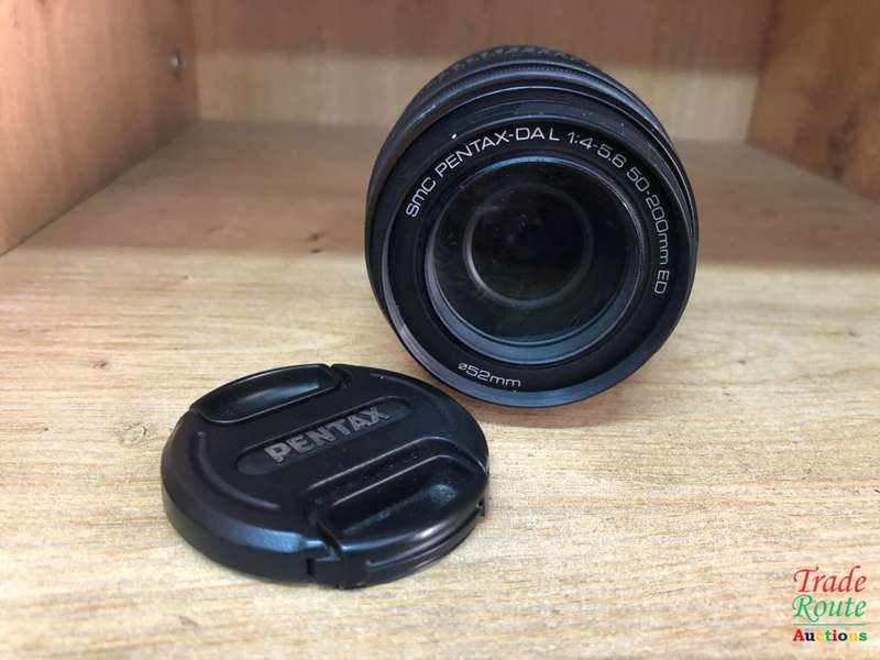 Pentax smc PENTAX DA 50-200mm F4-5.6 ED Lens for PENTAX DSLR CAMERAS