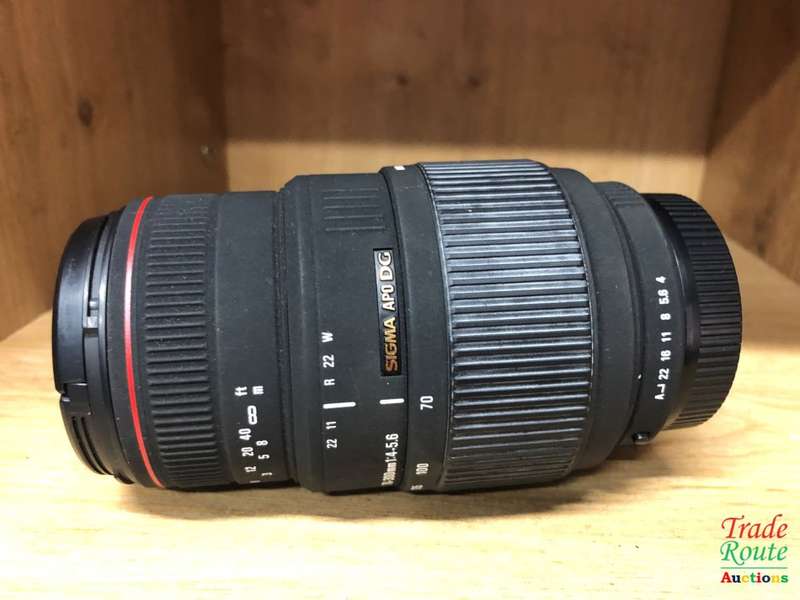 SIGMA APO DG 70-300mm Telephoto Zoom Lens for PENTAX DSLR Cameras