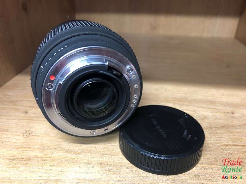 SIGMA APO DG 70-300mm Telephoto Zoom Lens for PENTAX DSLR Cameras