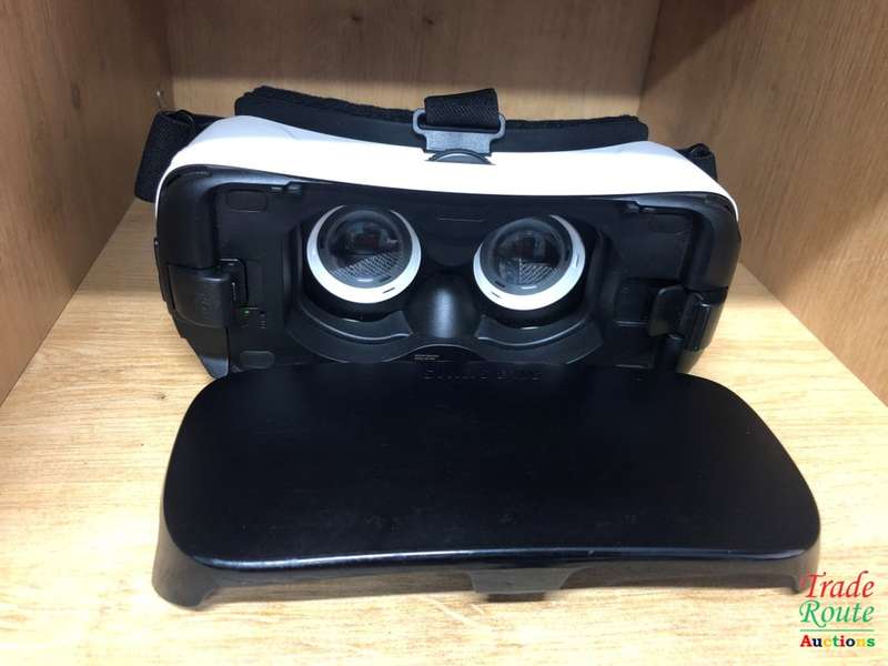 Samsung Gear VR Glasses by Oculus White