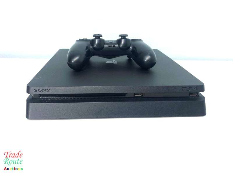 Sony PS4 PlayStation 4 SLIM console CUH-2216A - Jet Black  *** SONY PS4 ***