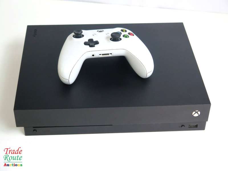 Microsoft Xbox One X 1TB Console (BLACK) Model 1787 + 1 Controller