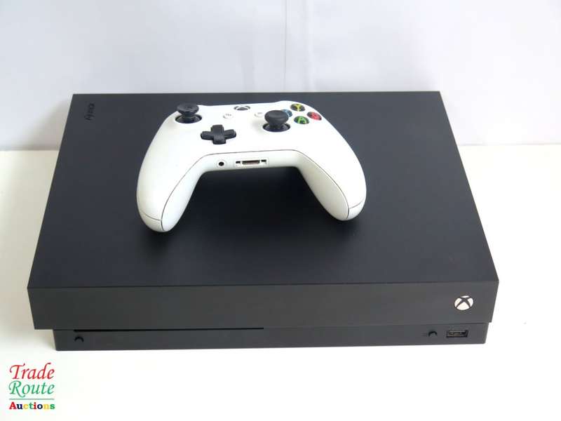 Microsoft Xbox One X 1TB Console (BLACK) Model 1787 + 1 Controller
