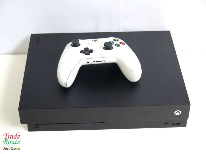 Microsoft Xbox One X 1TB Console (BLACK) Model 1787 + 1 Controller