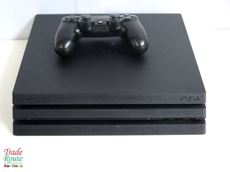 Sony Playstation 4 Console Pro 1TB [CUH-7216b] PS4 PRO + 1 Wireless Controller