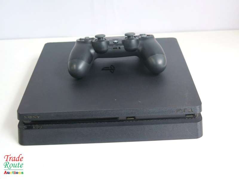 Sony PS4 PlayStation 4 SLIM console - CUH-2016A - Jet Black  *** SONY PS4 ***