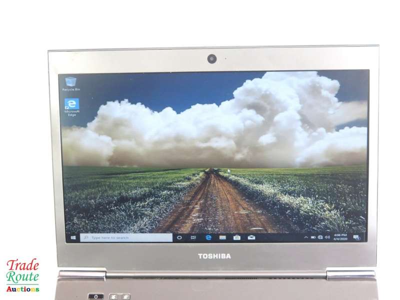 Toshiba PORTEGE Z930 LAPTOP | CORE i7 2.1GHz | 4GB RAM | 256GB SSD | SLIM LAPTOP