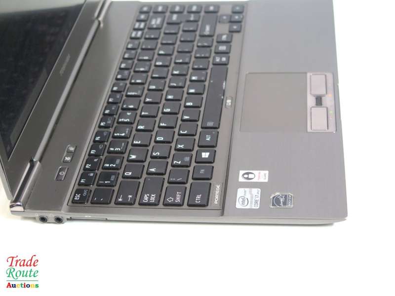 Toshiba PORTEGE Z930 LAPTOP | CORE i7 2.1GHz | 4GB RAM | 256GB SSD | SLIM LAPTOP