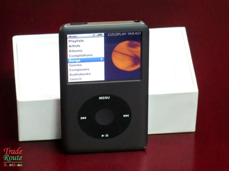 Apple IPod Classic 160GB [ MC297 ] *** 7th Generation **** IPOD 160GB BLACK 2.5" LCD Screen