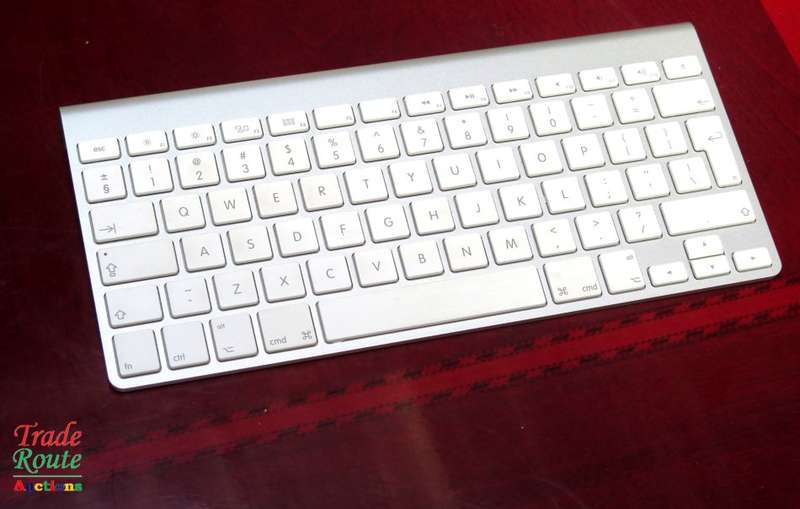 APPLE WIRELESS KEYBOARD A1314 - CAN BE USED WITH IMAC & MAC MINI