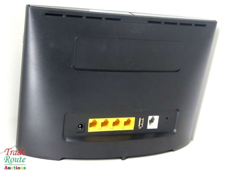 Huawei B525 4G LTE WiFi Modem Wireless Router (uses SIM card)