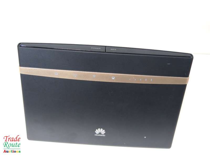 Huawei B525 4G LTE WiFi Modem Wireless Router (uses SIM card)