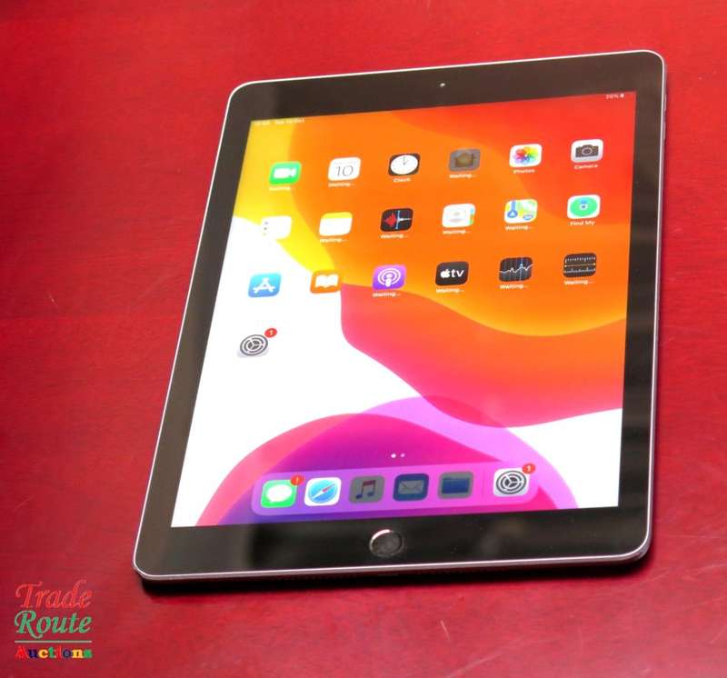 Apple iPad 6th Gen 2018 | MR7F2HC/A | WiFi  only | 32GB | Space Grey | A1893 | RETINA IPad6