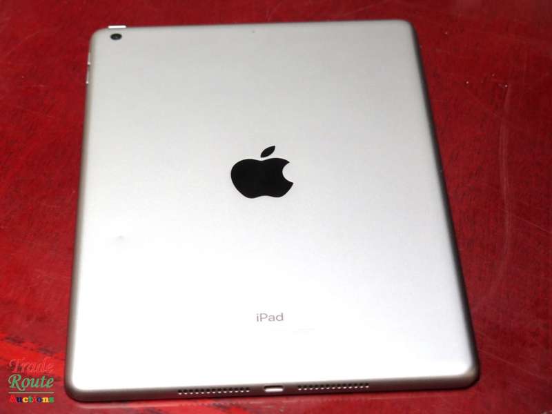 Apple iPad 6th Gen 2018 | MR7F2HC/A | WiFi  only | 32GB | Space Grey | A1893 | RETINA IPad6