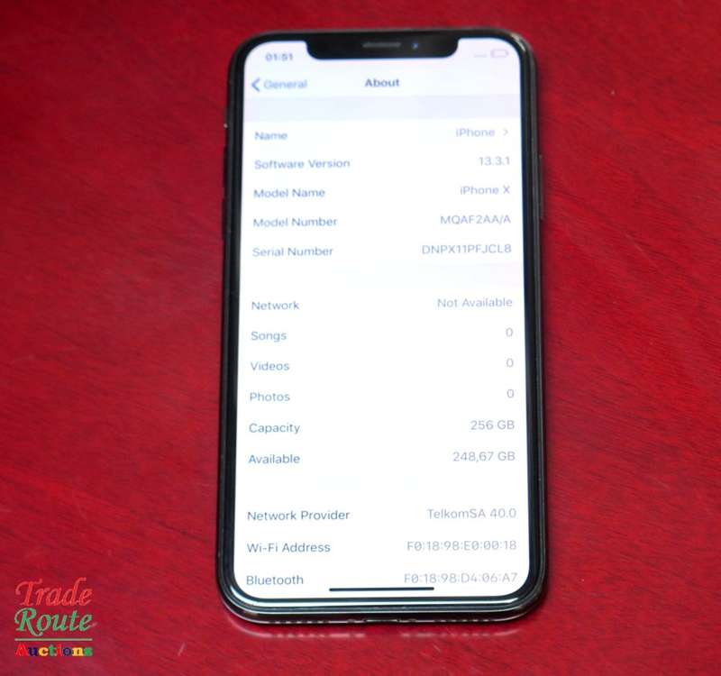 IPhone X 256GB | BOXED | Excellent Condition | A1901