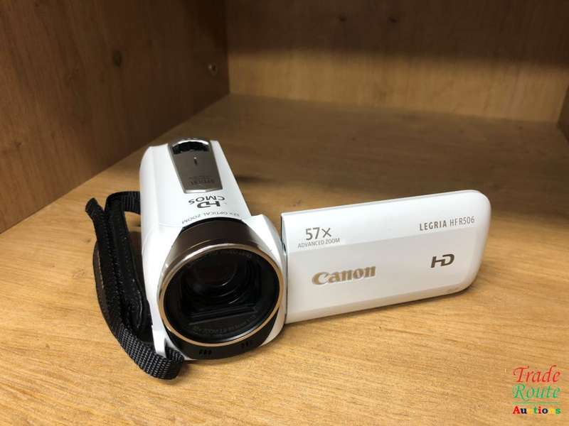 Canon Legria HF R506 HD Camcorder Handycam (3.2MP, 32x Optical Zoom, 57x Advanced Zoom, OIS) 3" LCD