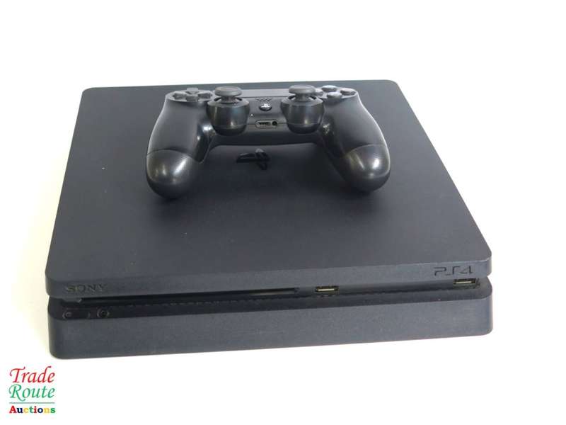 Sony PS4 PlayStation 4 SLIM console - CUH-2016A - Jet Black  *** SONY PS4 ***