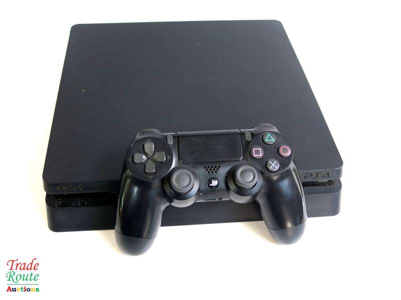 Sony PS4 PlayStation 4 SLIM console - CUH-2016A - Jet Black  *** SONY PS4 ***